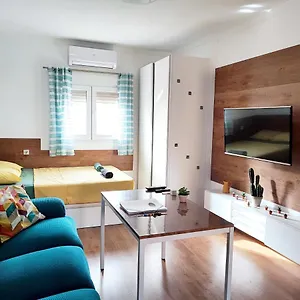https://bright-and-quiet-studio-in-mlaga.es-andalucia.com